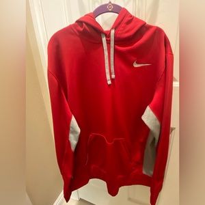 Nike thermal-fit large hoodie